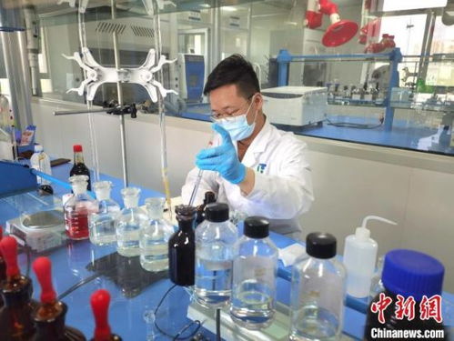 青年與英國院士攜手，科技賦能特膳食品與醫藥新紀元